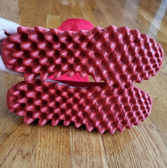 Christian Louboutin Kids Red Knit Sneakers - Picture 6 of 10